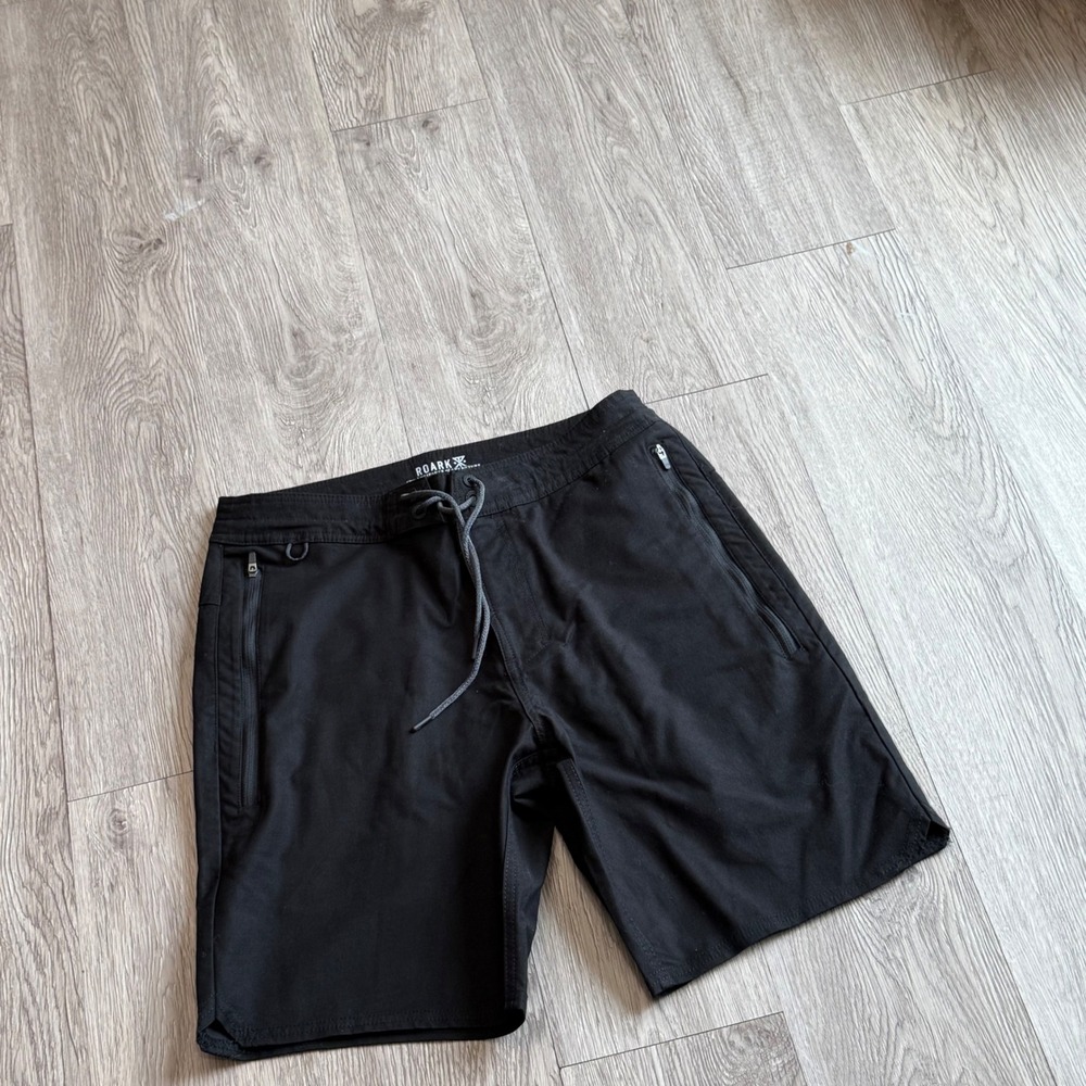 Roark Layover‎ 2.0 Shorts Mens 28 Black RS288 Travel Utility Hybrid Gorpcore